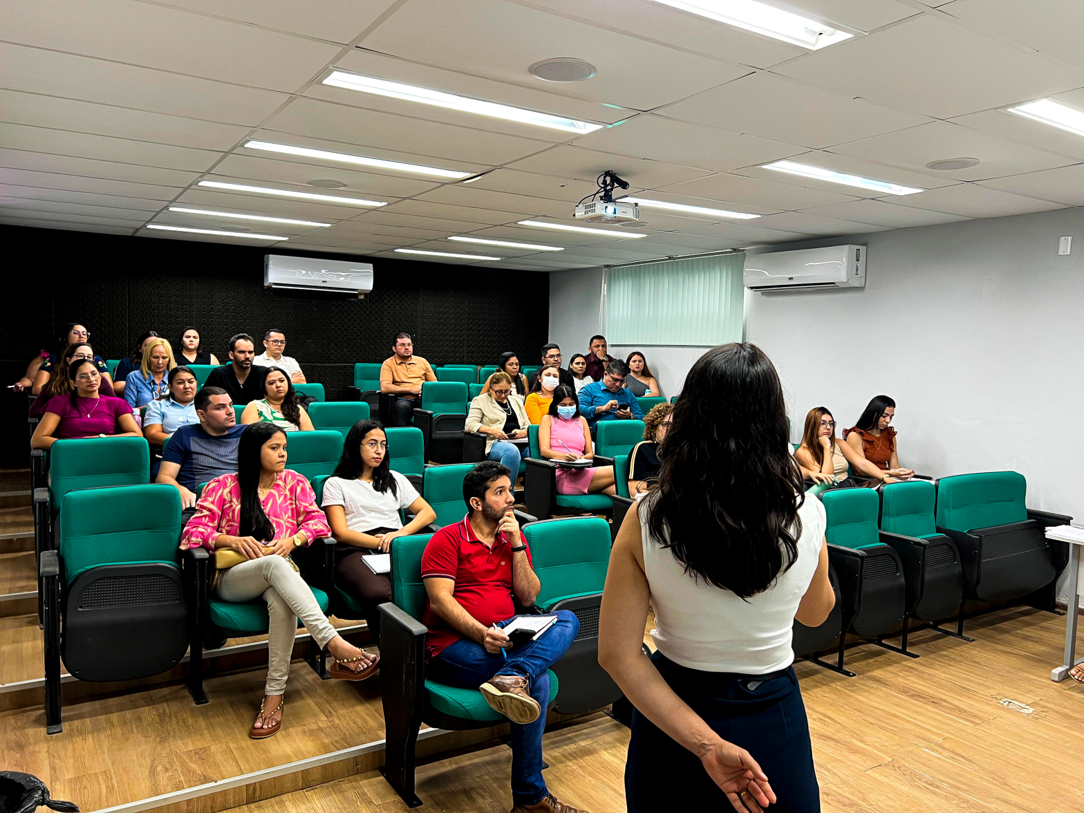 Reunião apresenta Regulamentação do Sistema ProtocolizeSGA para órgãos municipais